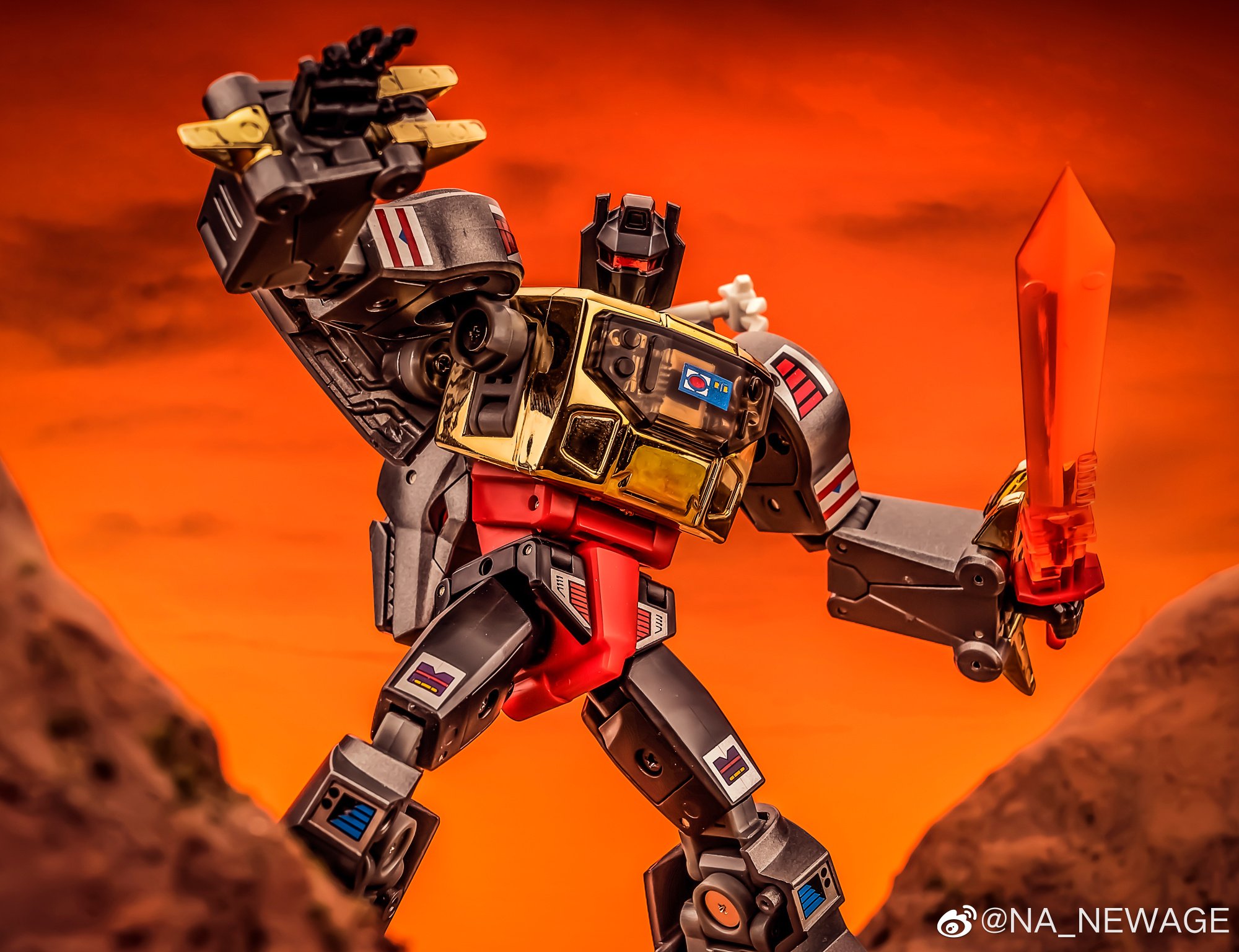 Newage H44EX Ymir (Toy Colors Grimlock) Figure Revealed!